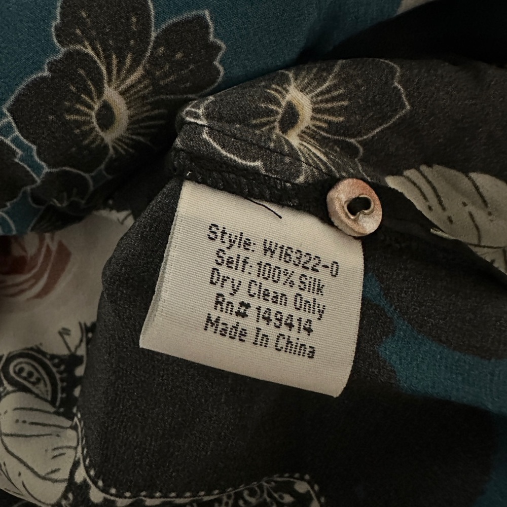 Johnny Was Black and Blue Floral Blouse (NWT) - Picture 6 of 6